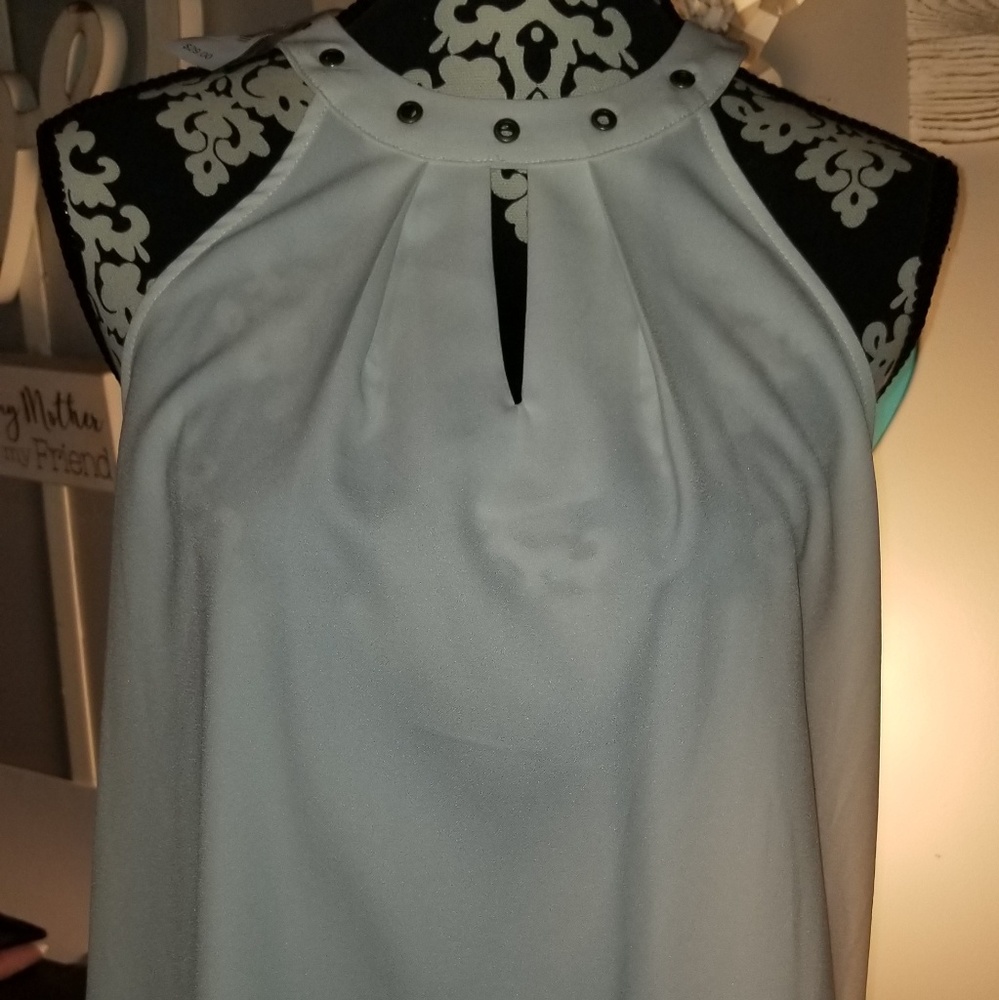NWT Maurice's Tank